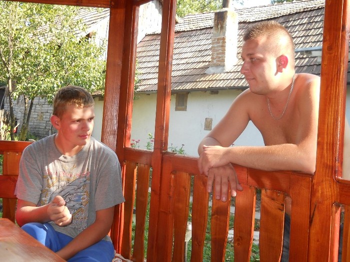 ..de prezenţa vărului