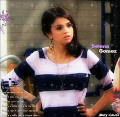 9 - Selena Gomez 000