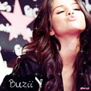 26 - Selena Gomez 000