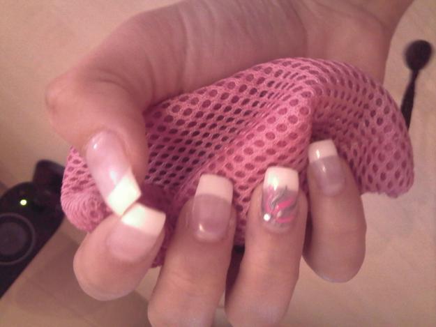 1267802885_78407165_1-Fotografii-de--Aplic-unghii-false-cu-gel-IBD-professional - Unghii false