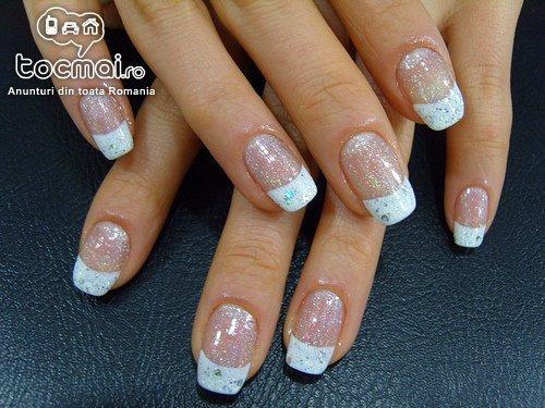 1271406665_87378225_3-UNGHII-FALSE-CU-GEL-SI-ACRYL-PROFESIONAL-LA-CELE-MAI-BUNE-PRETURI-Bucharest-12 - Unghii false