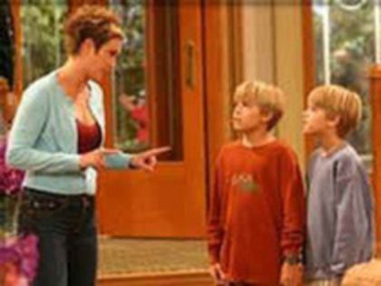 10366682_UZOYPLWFH - zack and cody ce viata minunata