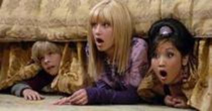 10384034_KZKGKQCDE - zack and cody ce viata minunata