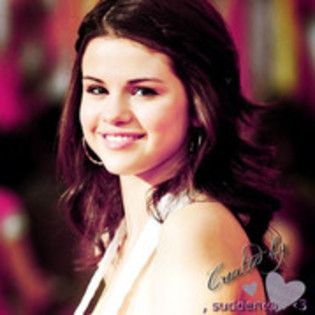 3 - Selena Gomez 000