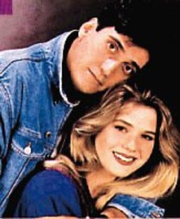 15211580vifd0 - Sonya Smith