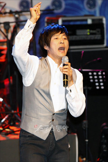 56949217 - Choi Soo Jong - poze noi