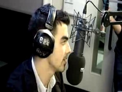 bscap0007 - Joe Jonas - The Headline Song on BBC Radio 1