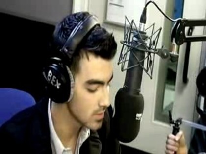 bscap0021 - Joe Jonas - The Headline Song on BBC Radio 1