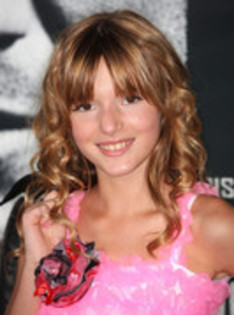 43096631_YTOWNBTGN - bella thorne