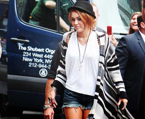 MileyRay (5)