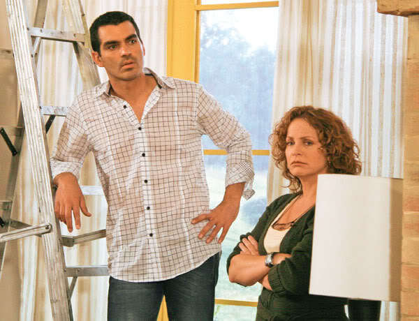 bellacalamidadimg1648web - Bella calamidades