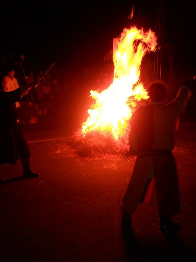 arde in... - Festivalul Aeternus Maramorosiensis