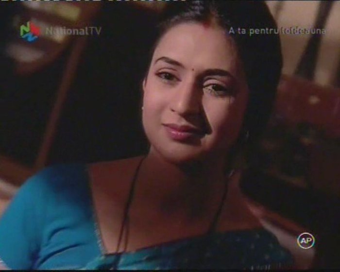 10342916_YQHFIRBRA - xxDivyanka Tripathi-Divyaxx