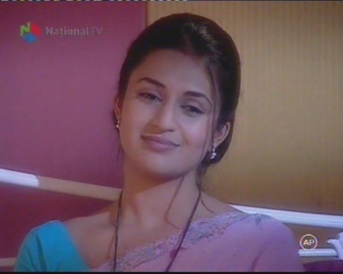 10342918_JSBEVEYDK - xxDivyanka Tripathi-Divyaxx