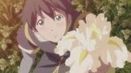 Romeo cand ii ofera flori lui Julieta