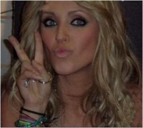 25z1ea9 - Anahi Peace