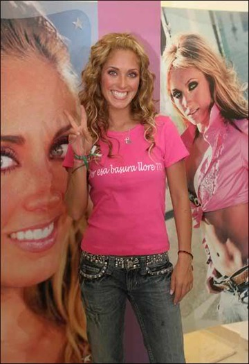 250tsa8 - Anahi Peace