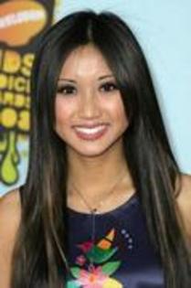 16142350_MUUPXCLDM - brenda song
