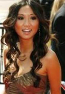 16142384_YORNGYCLX - brenda song