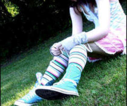 ma simt foarte singuraaa - photos cool