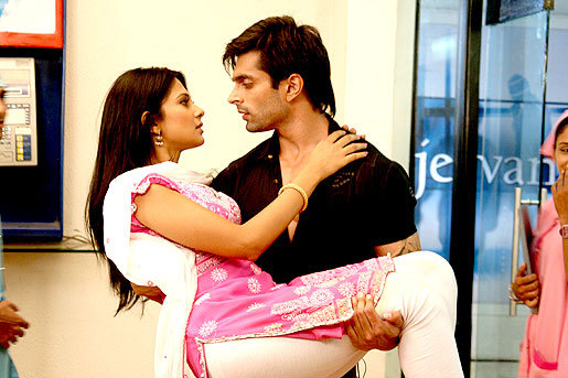 jennifer winget&karan grover - Intalnirea inimilor