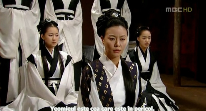 27449538_PDECNIVOCjumong