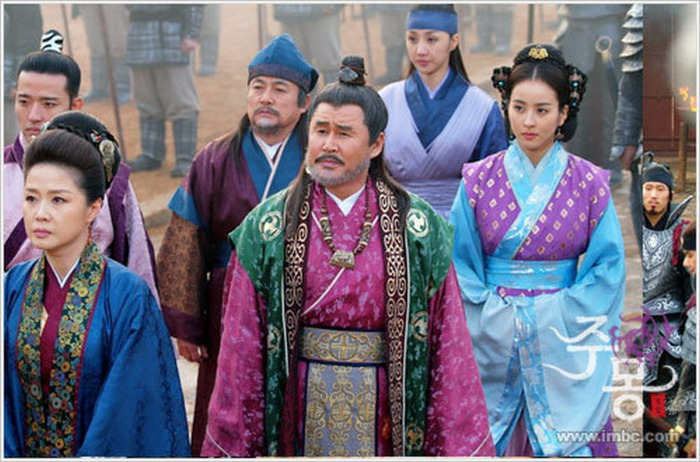 30561376_SINXMAXDYjumong