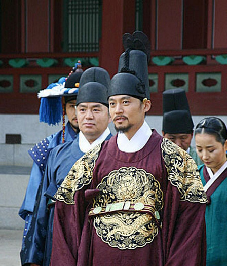 18397670_EUP yi san