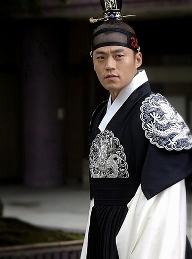 19283016_ZNX yi san