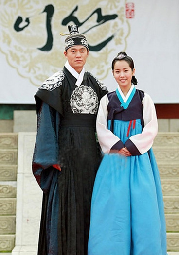 19364993_MP yi san