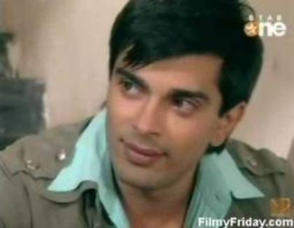 Karan-Grover1