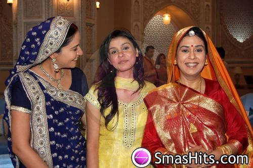 241869 - Yeh Rishta Kya Kehlata Hai-Dragoste dulce-amara