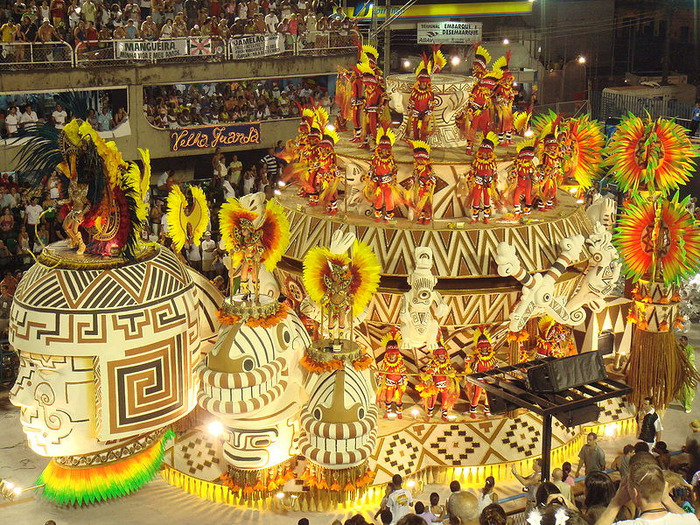800px-carnival_in_rio_de_janeiro - Carnavalul de la Rio