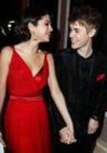 46670806_BVVMKNQST - selena gomez si justin bieber