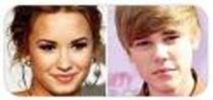 46670738_QLYXYQWCF - justin bieber and demi lovato