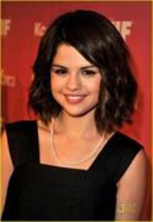 17107328_MADAGFFOP - selena gomez