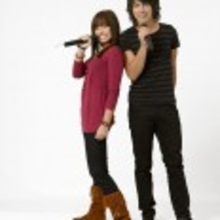 Demi_Lovato_1244900340_1 - demi lovato