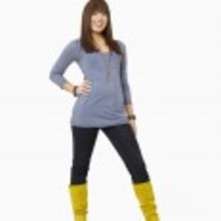 Demi_Lovato_1244900381_4 - demi lovato
