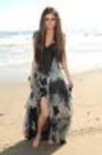 4UTGCAW6K7PLCA804H0WCA6GR4LBCAZCCQG8CAFAKM88CAGBOTJCCAZTW8V9CAU9DA6LCAJKT3YCCASM5OVVCACH64LFCA0A3X93 - Selena Gomez