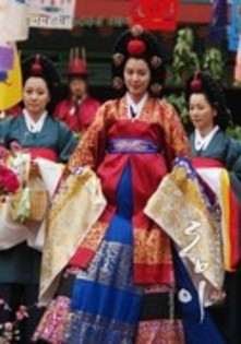  - 0 Jang Ok-jeong-cele mai frumoase hanbok-uri 0