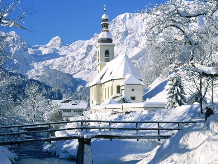 church_in_snow_1600x1200 - Peisaje de iarna
