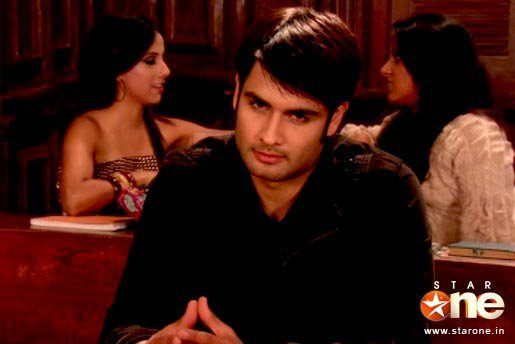 224639_171603556226560_115358885184361_348118_1567826_n - xxVivian Dsena-Abhayxx