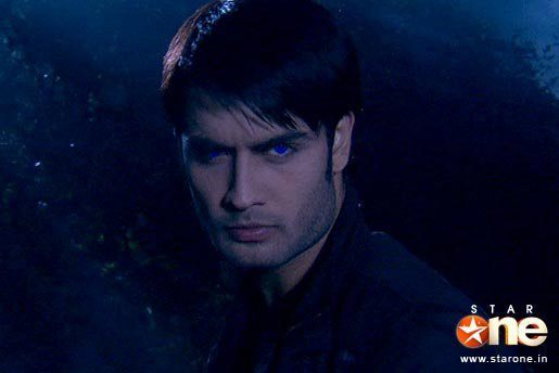 163778_145618332158416_115358885184361_215661_3963581_n - xxVivian Dsena-Abhayxx