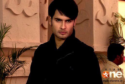 164337_145624242157825_115358885184361_215754_7679774_n - xxVivian Dsena-Abhayxx