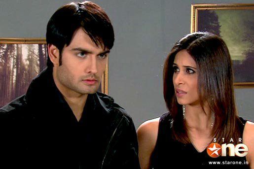 166597_141966142523635_115358885184361_192108_3353416_n - xxVivian Dsena-Abhayxx