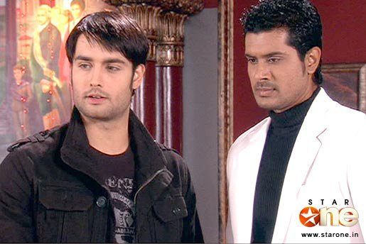 167739_149151971805052_115358885184361_230298_1388600_n - xxVivian Dsena-Abhayxx