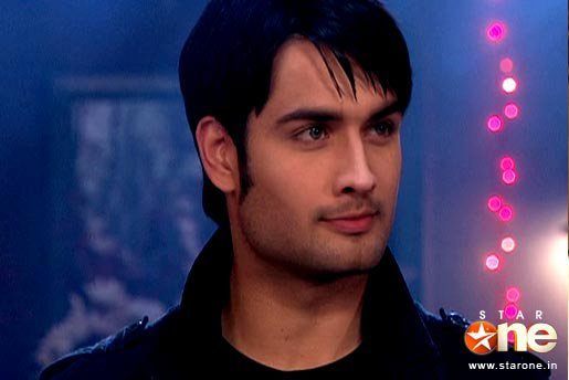 180671_149150081805241_115358885184361_230269_3711416_n - xxVivian Dsena-Abhayxx