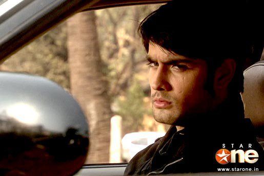 183867_155971697789746_115358885184361_262100_4076438_n - xxVivian Dsena-Abhayxx