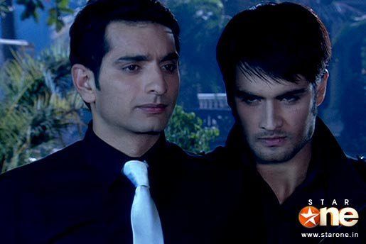 189447_160715793982003_115358885184361_286265_4421492_n - xxVivian Dsena-Abhayxx