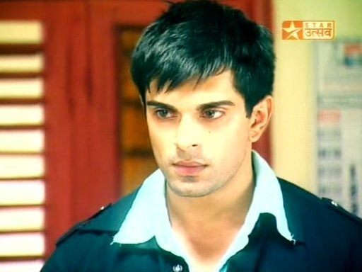 n37597968967_2864861_1334751 - xxKaran Singh Grover-Armaanxx